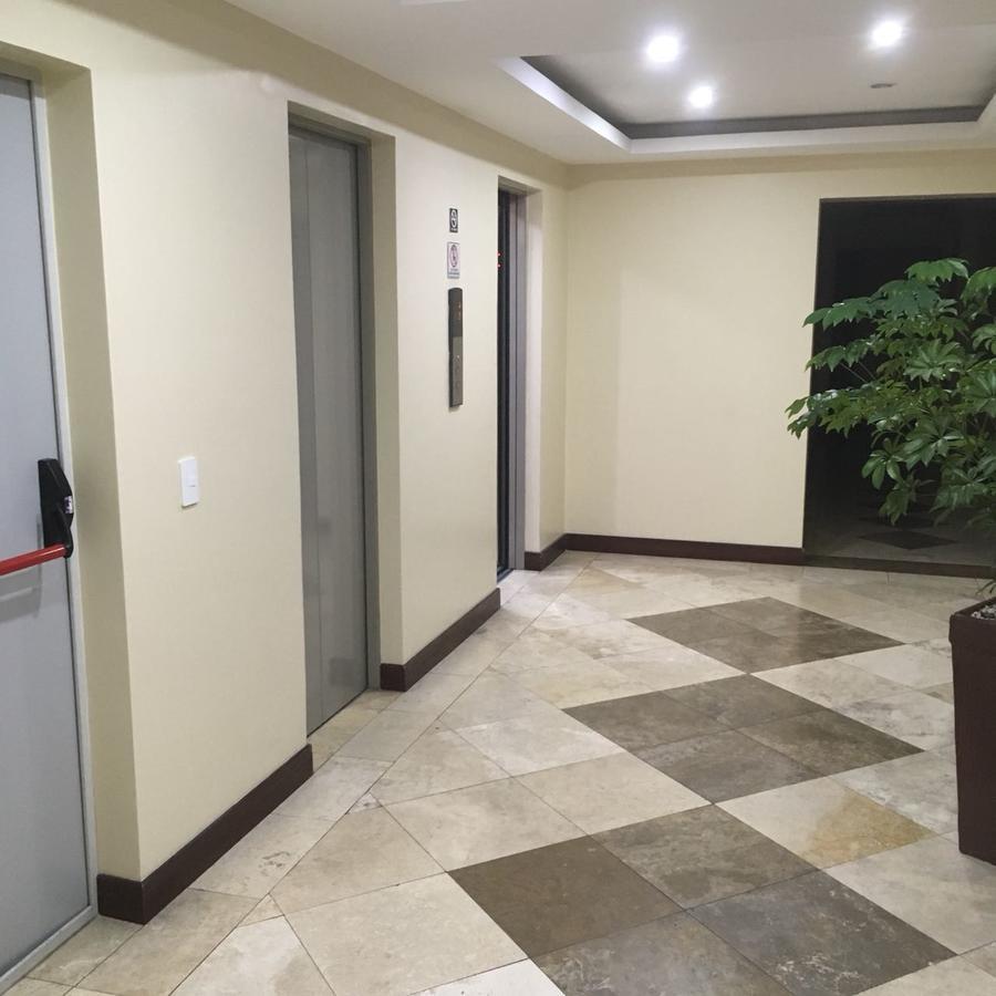 Suites Parque Real Кіто Екстер'єр фото